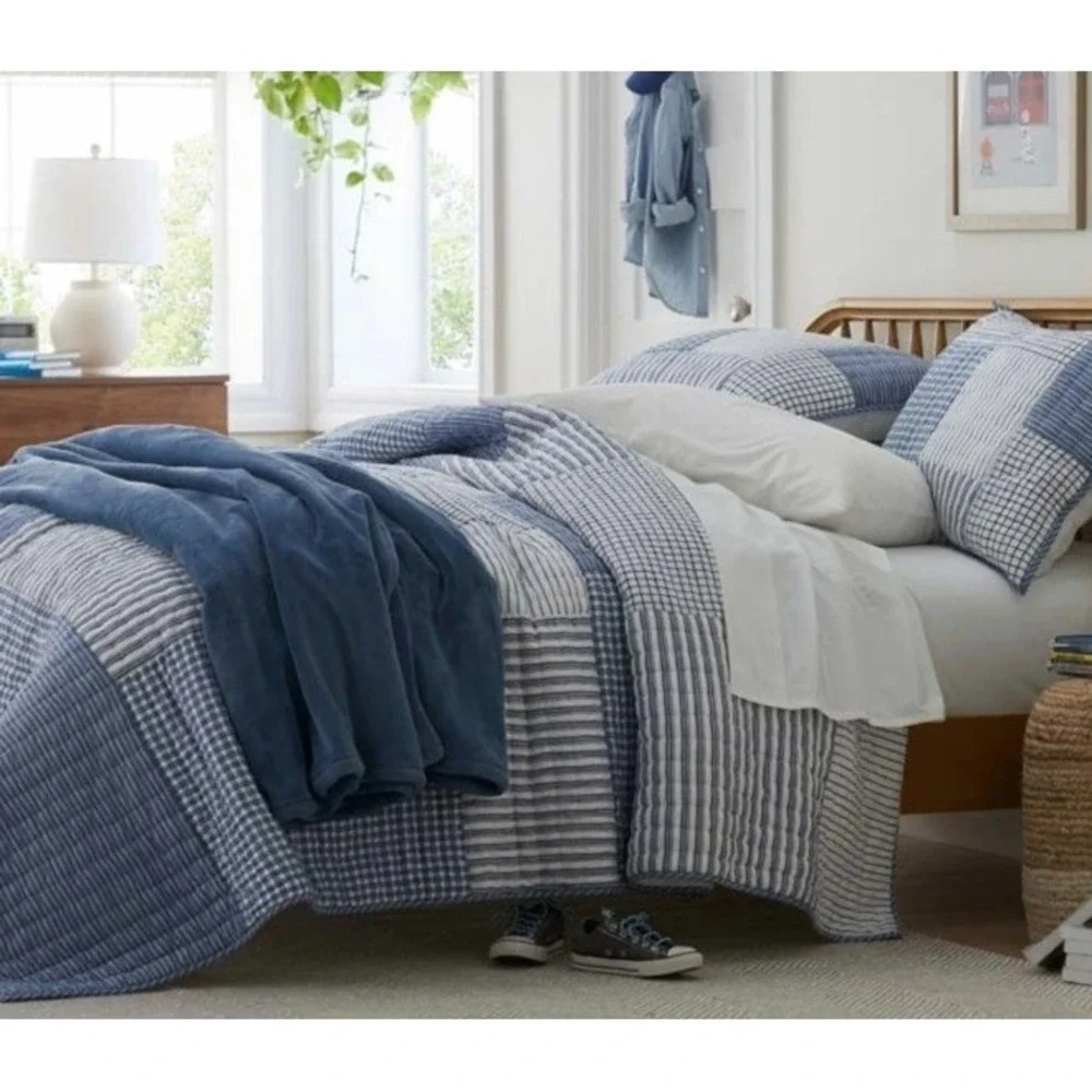 Comapany Kids Twin XL Quilt Yarn Dye Stripe Block Blue/White With Sham